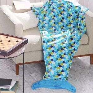 New Berkshire Cuddly Buddies Footie Mermaid Tail Throw Blanket Blue/Green 44x50